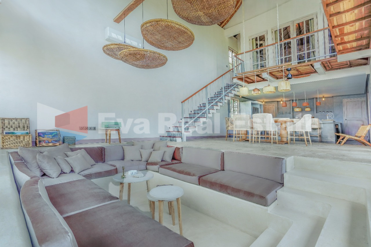 Modern Industrial Style Villa Surrounded by Nature - Eva Real Estate - Modern Industrial Style Villas